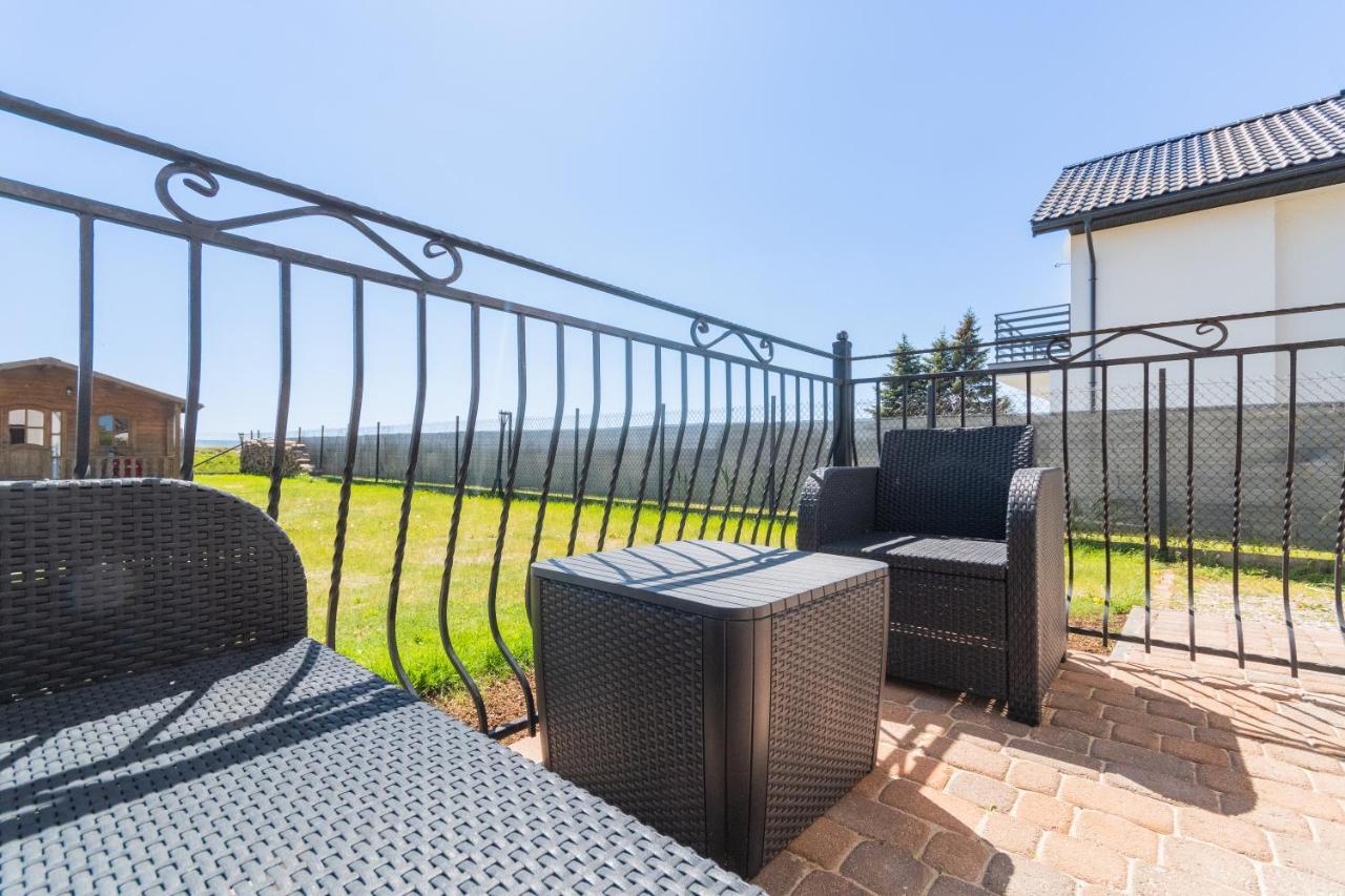 Baltik Park Bed & Breakfast Krynica Morska Exterior foto
